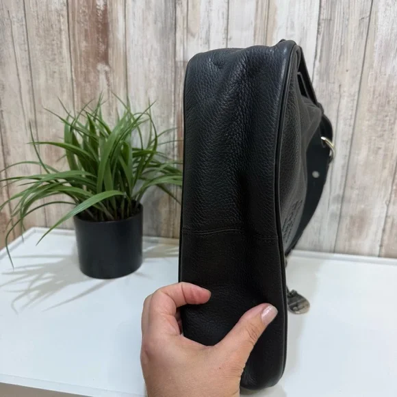 DOONEY & BOURKE East West Hobo Shoulder Bag - Picture 6 of 10